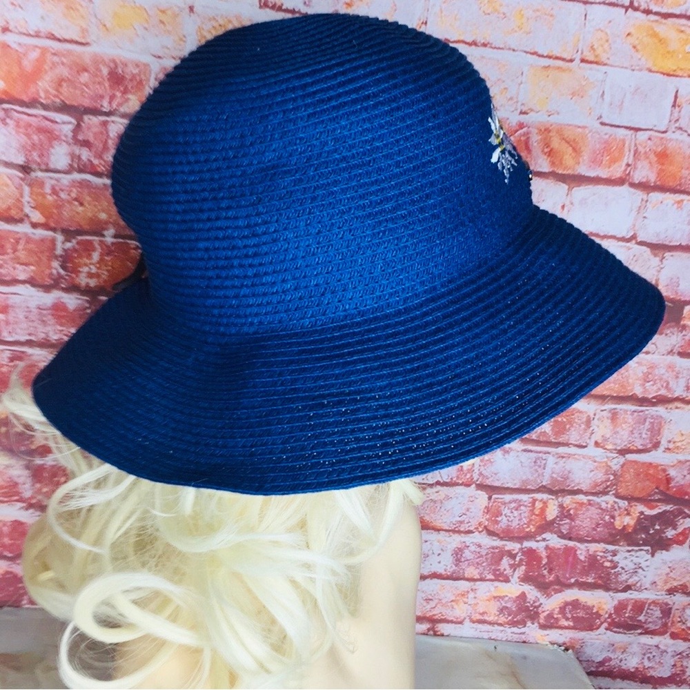 Cappelli Straw World Blue Packable Daisy Embroidered Bucket Beach Hat - Picture 3 of 8